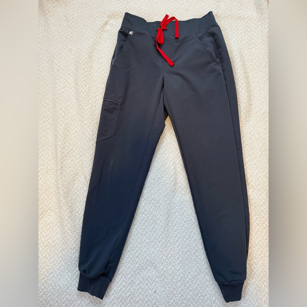 Figs Zamora Jogger Scrub Pants - Picture 2 of 4